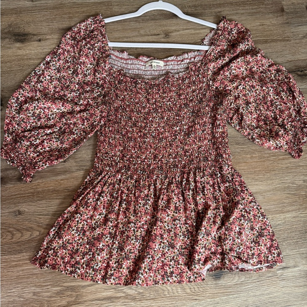 Max studio smocked peplum floral blouse